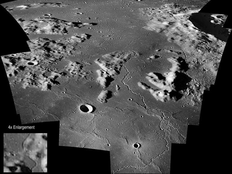 File:MoonApolloHerigoniusRille.jpg